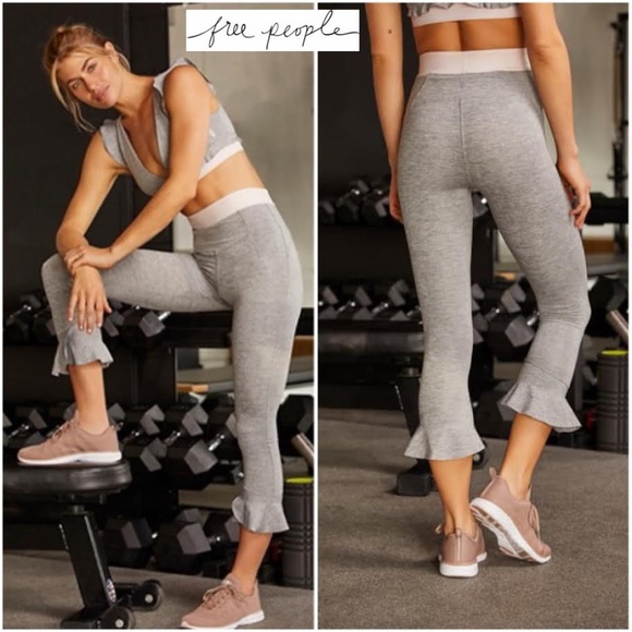 NWT $128 FREE PEOPLE Movement Women Sanctuary Ruffle Leggings Tights Yoga Dance - Picture 11 of 11